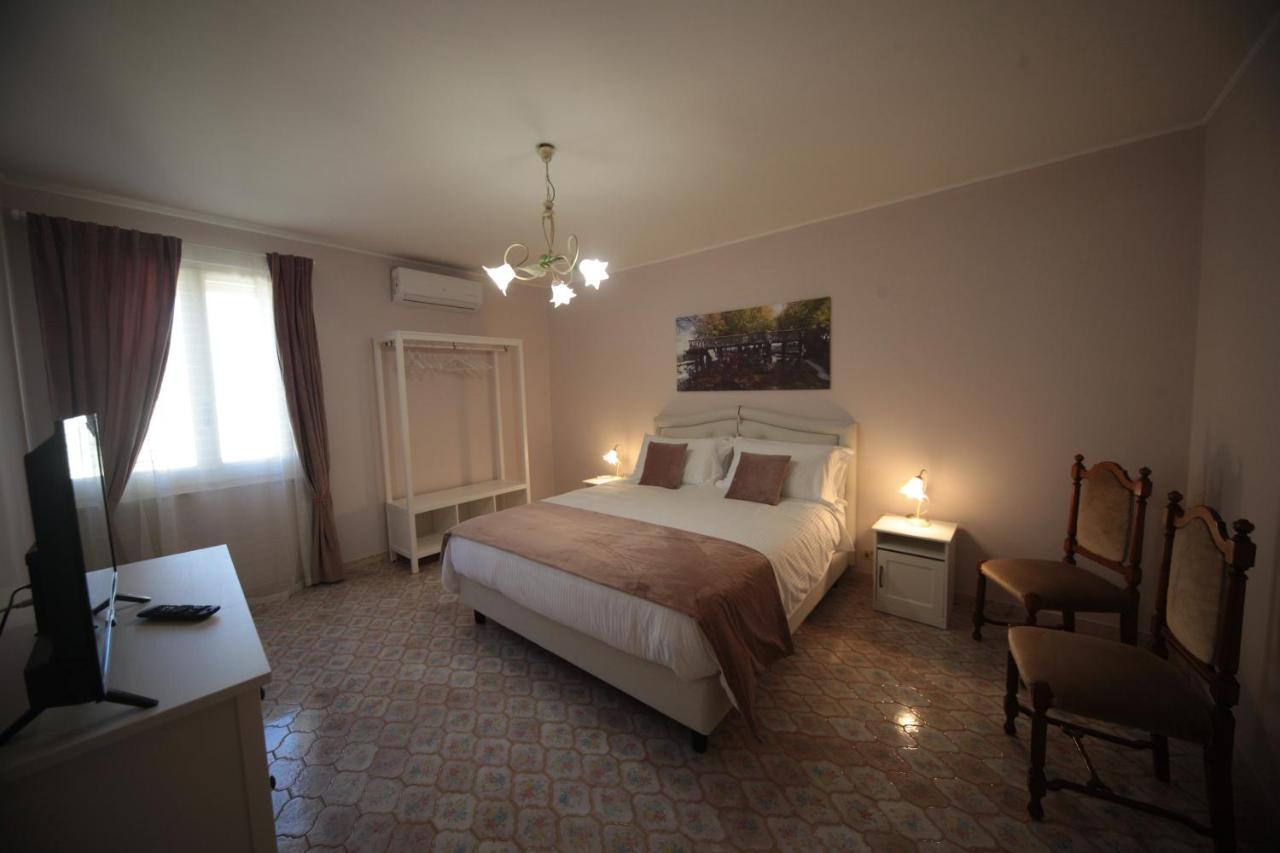 Relais Del Borgo Panzió Guardiagrele Kültér fotó